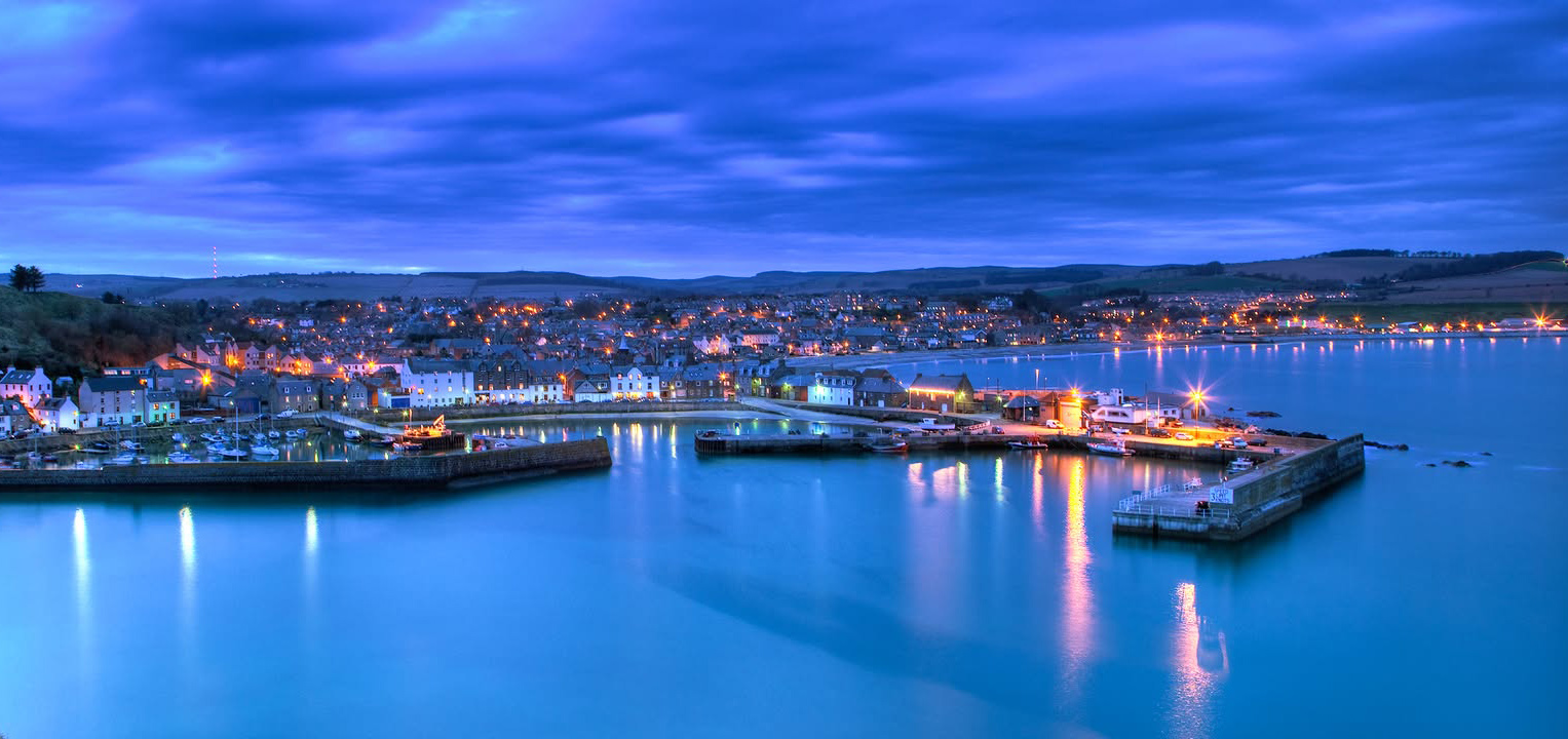 Stonehaven harbour by night